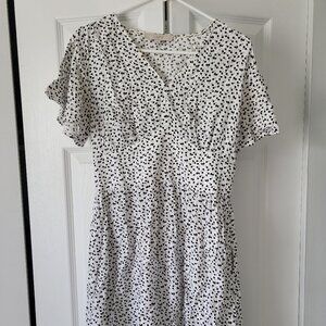 Loft Dress Size 6 Black and White